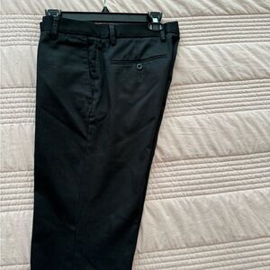 Men black Dockers, slim fit 29x30. Like new condition.